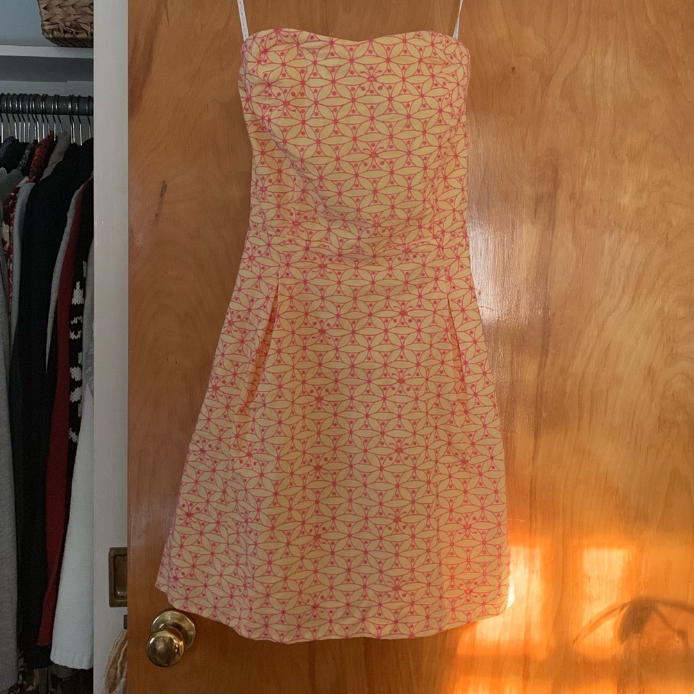 NWT strapless Lilly dress